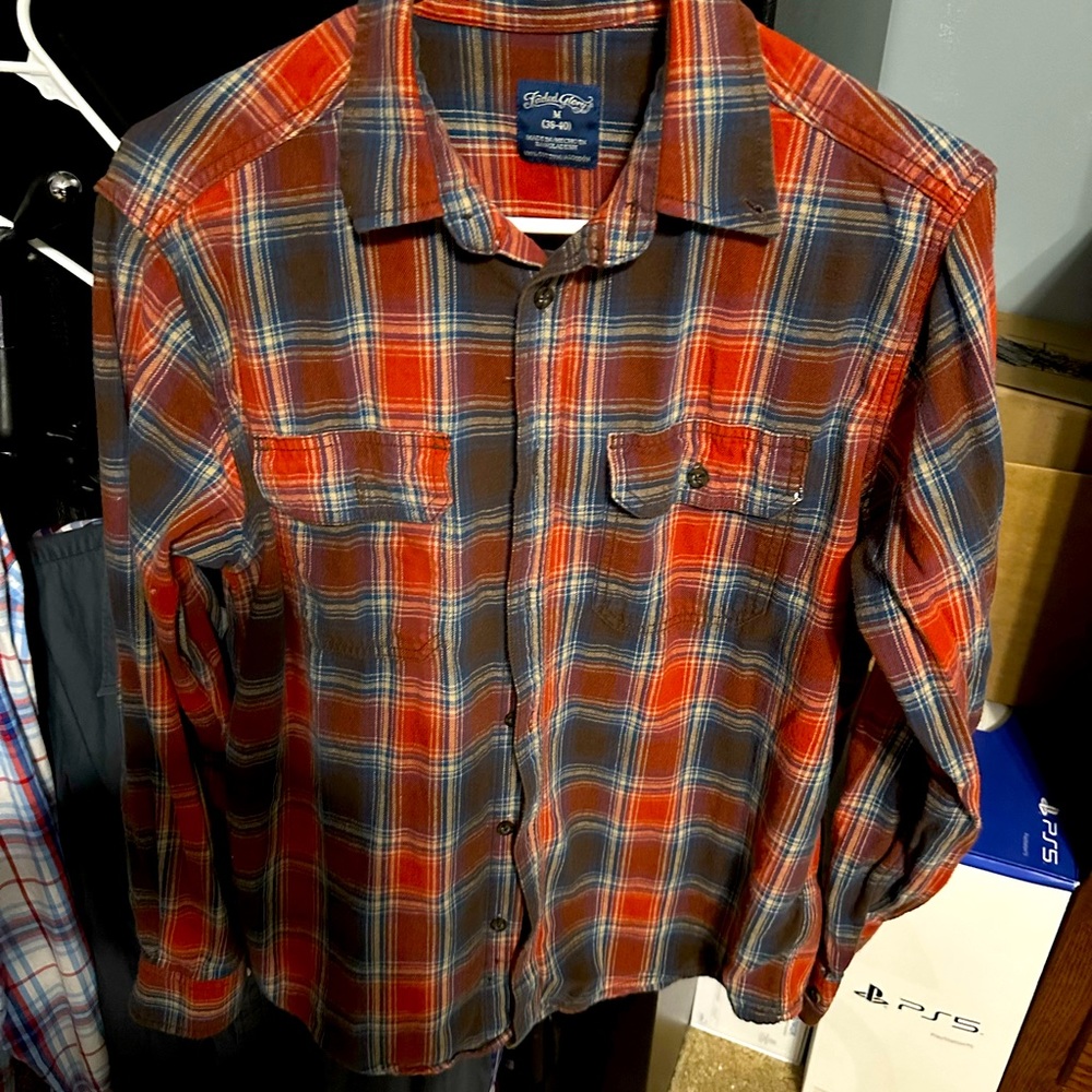 4 long sleeve button up shirts